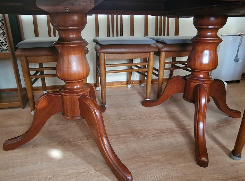 Mesa de Jantar Extensível em Madeira + 6 Cadeiras (conjunto completo)