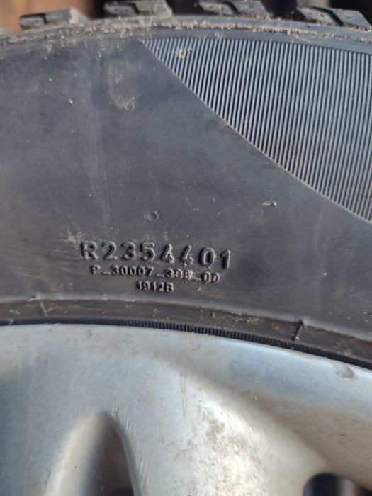 продам резина зимняя
