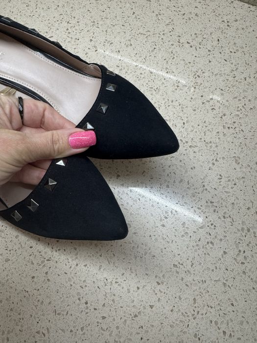 Туфлі чорні. Next