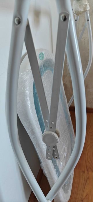 Banheira de bebé com suporte