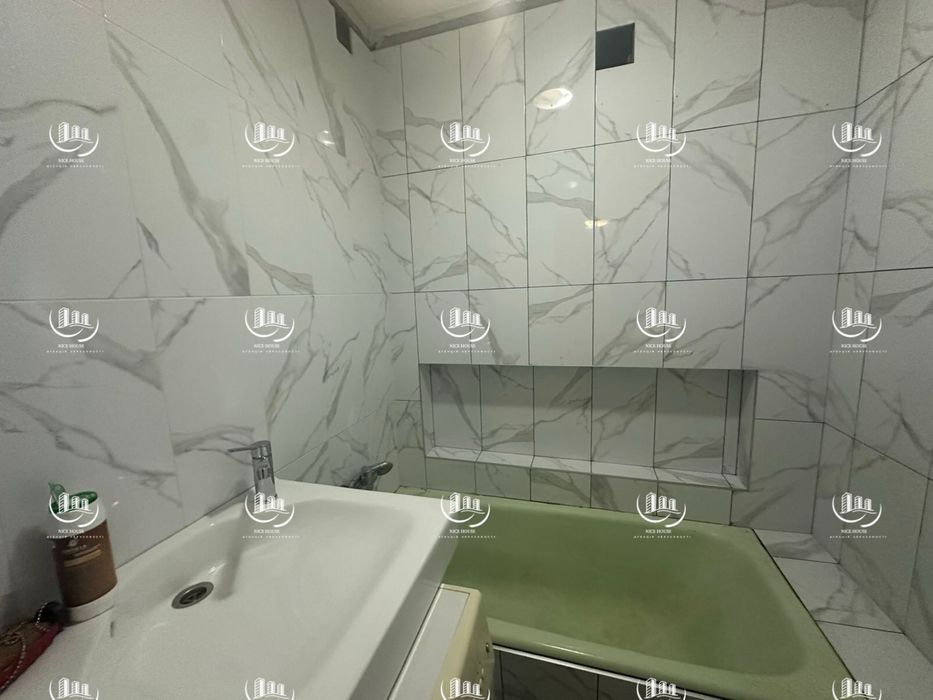 Продам 2х комнатную квартиру метро Спортивная