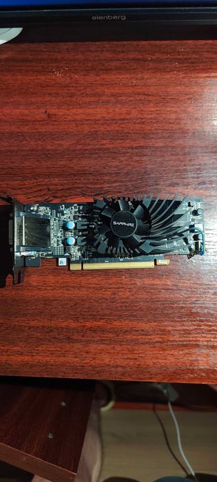 Відеокарта Sapphire Radeon RX 550 4GB (Low Profile).