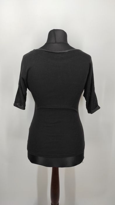 Czarna bluzka damska