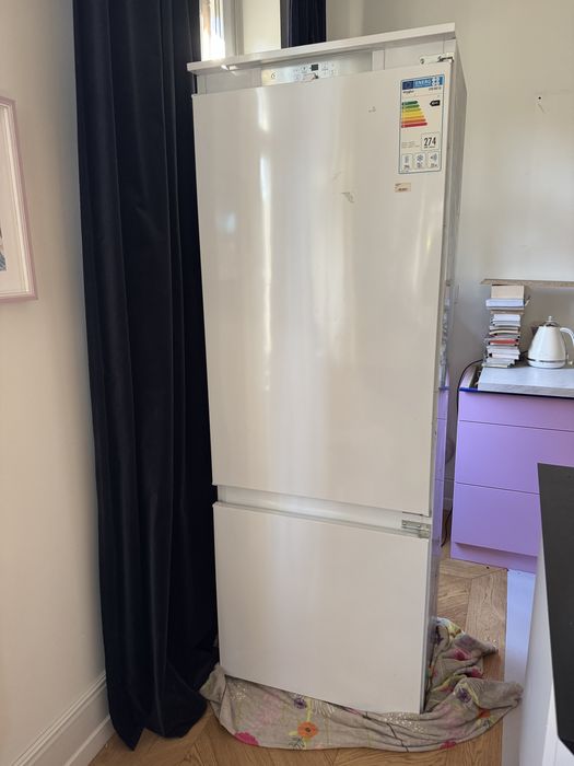 Lodówka do zabudowy 70 cm, Whirpool SP40812EU2