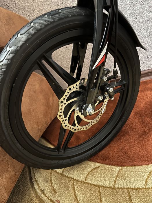 Велосипед на дисках ,детский делосипед,детский велосипед четырёхколесн