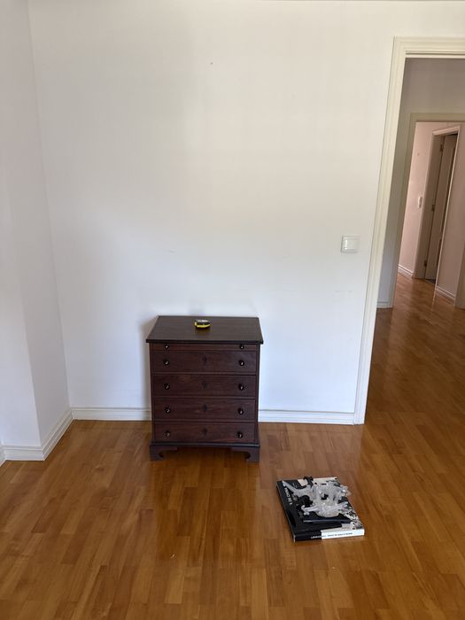 Contador de madeira para sala