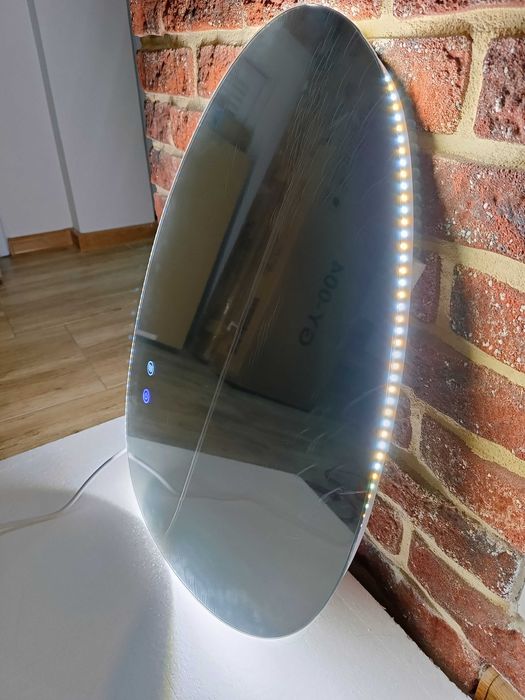 Lustro LED 45x60 Podgrzewane Anti-Fog Kształt Łezki 3 Barwy