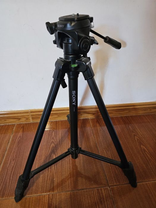 Vende-se Tripé SONY VCT-R640