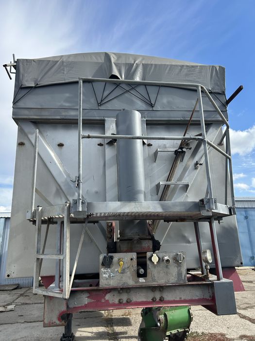 Напівпричіп самоскид Langendorf