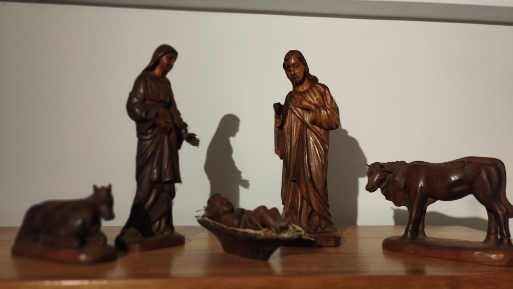 Presépio figuras madeira