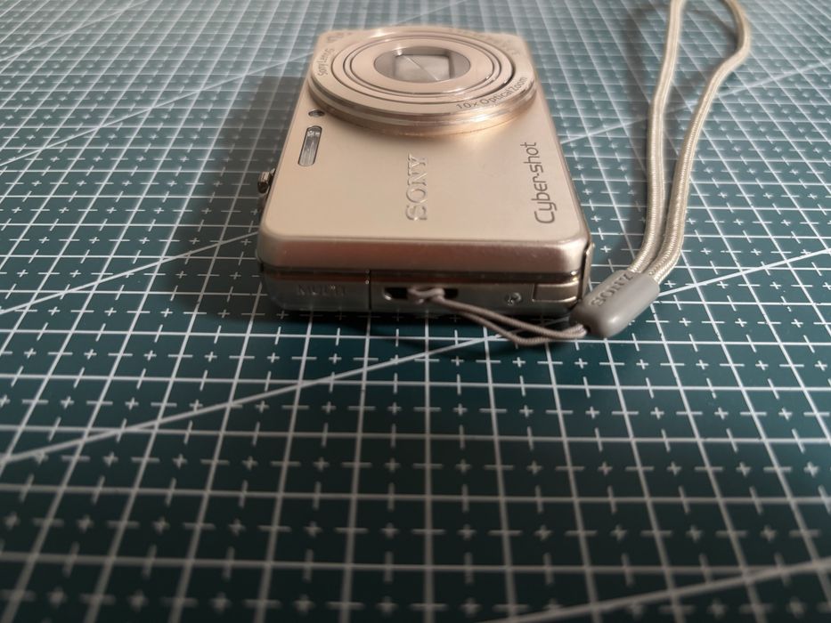 Sony CyberShot WX220