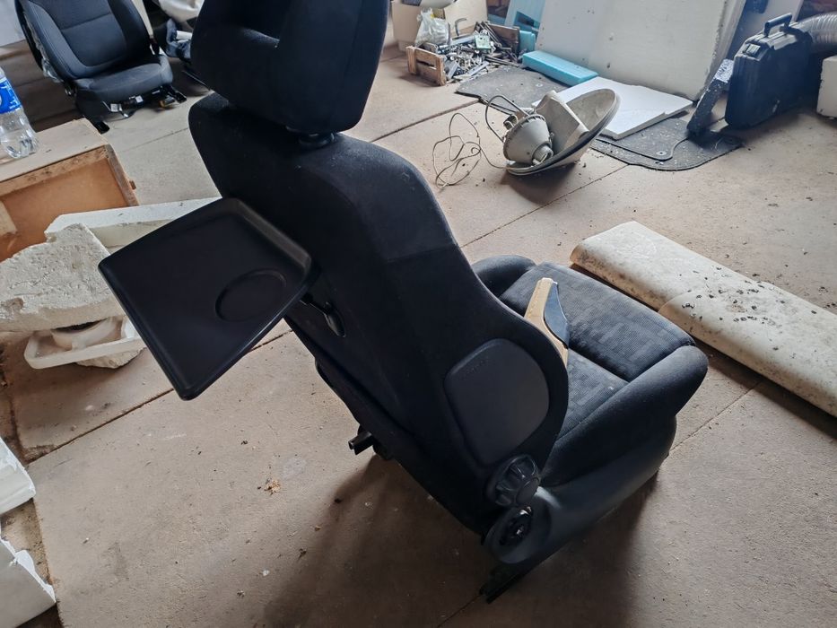Переднє сидіння  Volkswagen Sharan, Ford Galaxy, Seat Ahambra