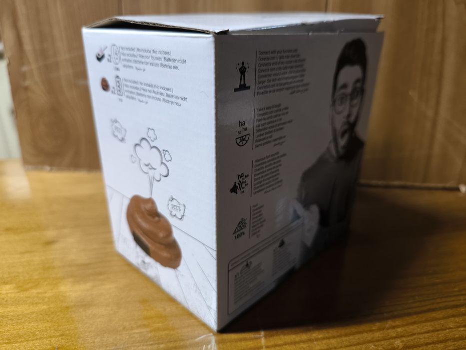 Robô Coco com Comando.
Brinquedo divertido em forma de coco com contro