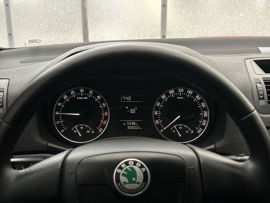 skoda a5 2012 1.6 tdi терміново