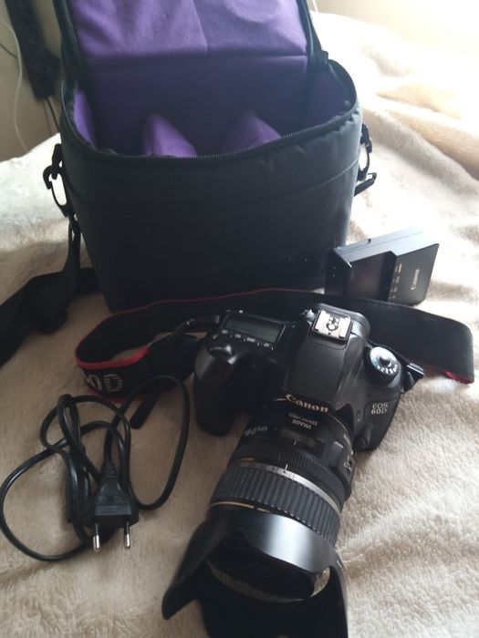 Продаю фотоаппарат Canon EDS 60D Пробег 1000 кадров eps 17-85mm