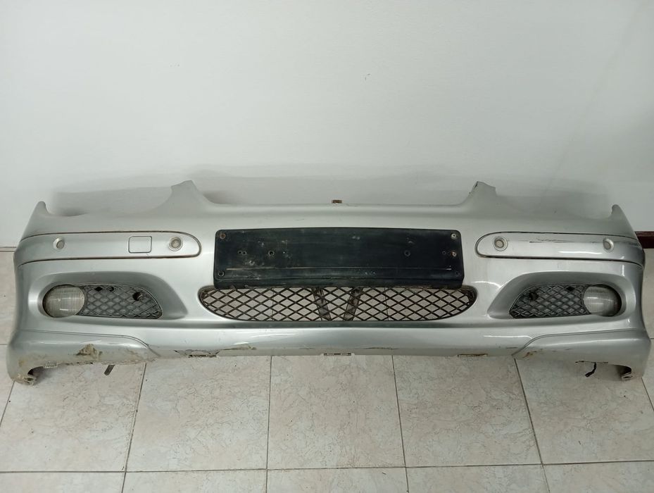 MERCEDES-BENZ C-CLASS 2004 Pára-choques Frente