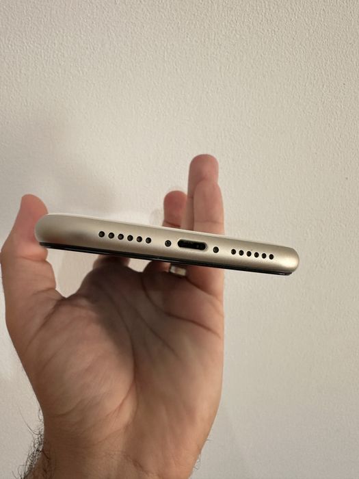 iPhone 11 64GB - impecável