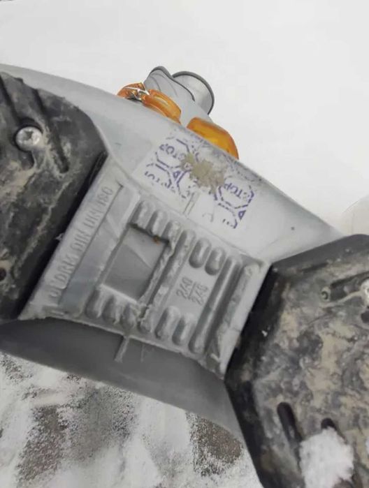 Zestaw narciarski dla dziewczynki buty 24/24,5 277 mm kask kijki