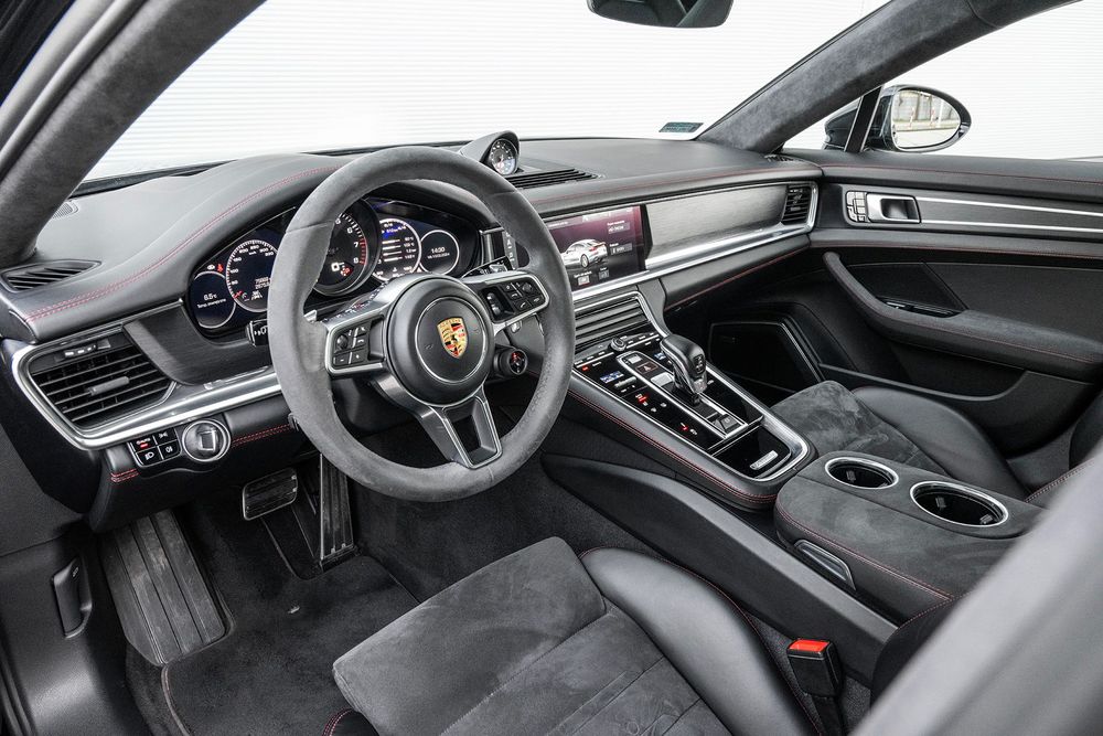 Porsche panamera gts