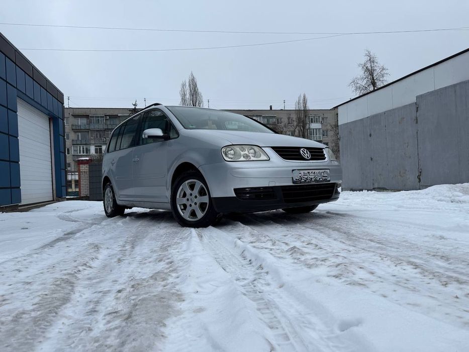 Volkswagen Tauran 2.0 дизель ,механика Идеальное состояние
