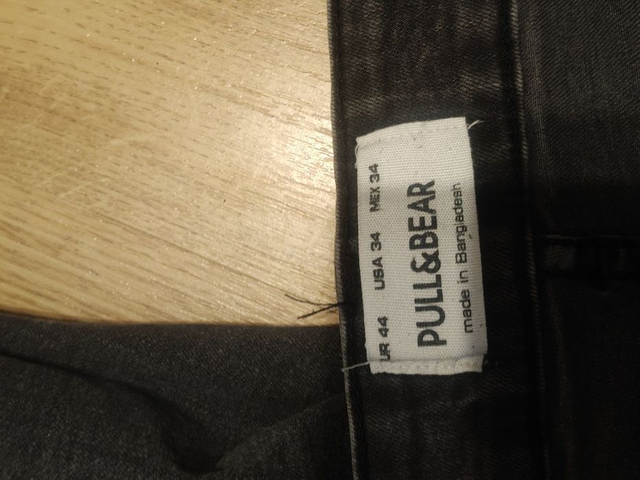Jeansy męskie czarne slim fit Pull&Bear