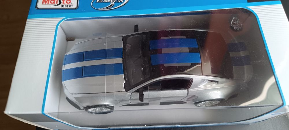 Ford Mustang Miniatura 1:24