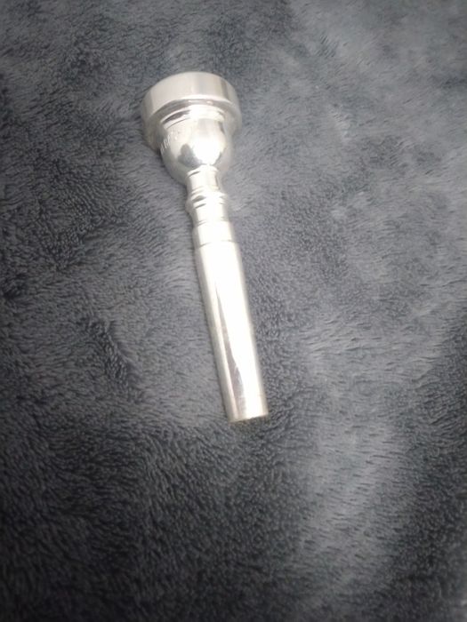 Sprzedam ustnik do trąbki Bach 1 C