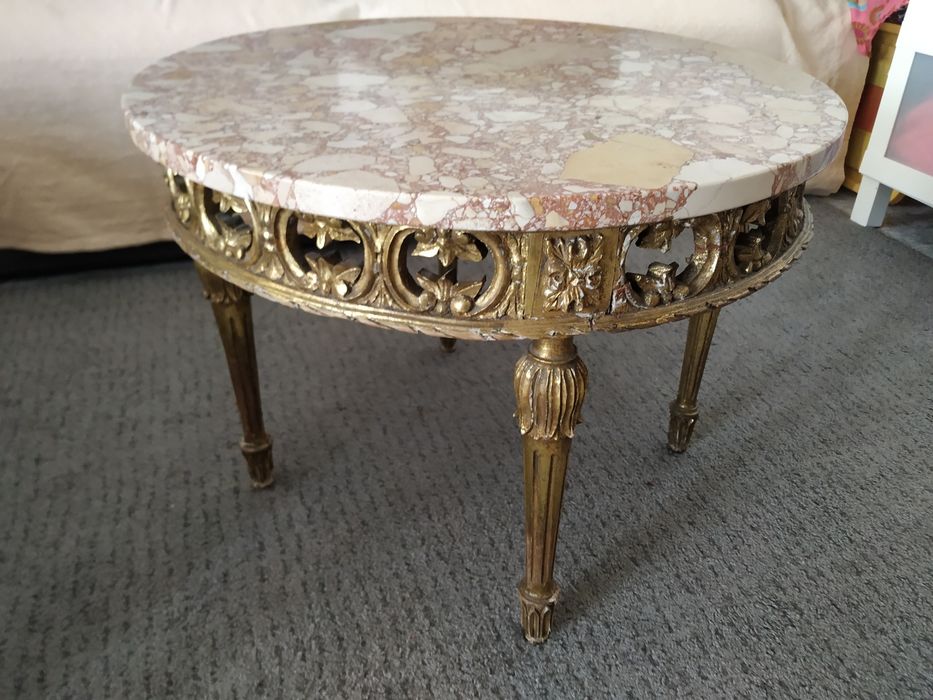 URGENTE! Mesa de Centro com Pedra