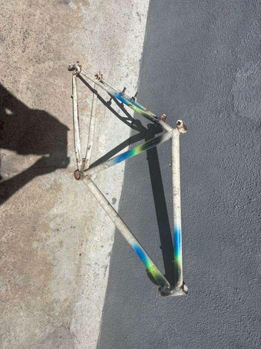 Quadro de bicicleta em aço