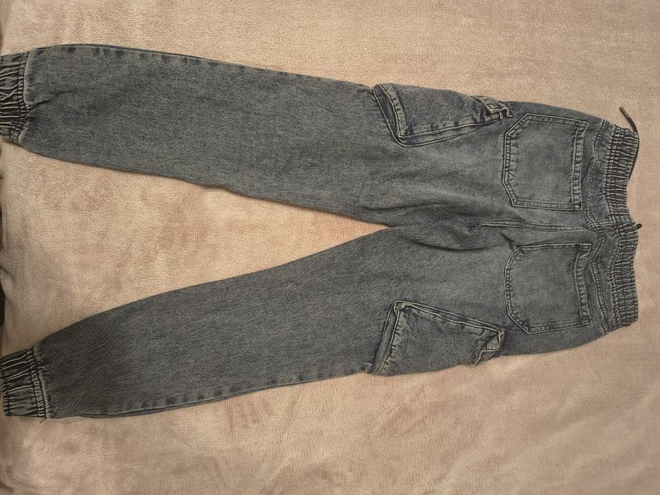 Spodnie jeansowe rozm 28