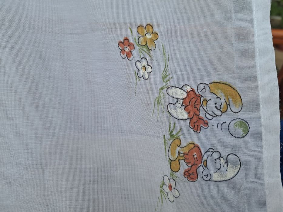 Berço de bebé de madeira