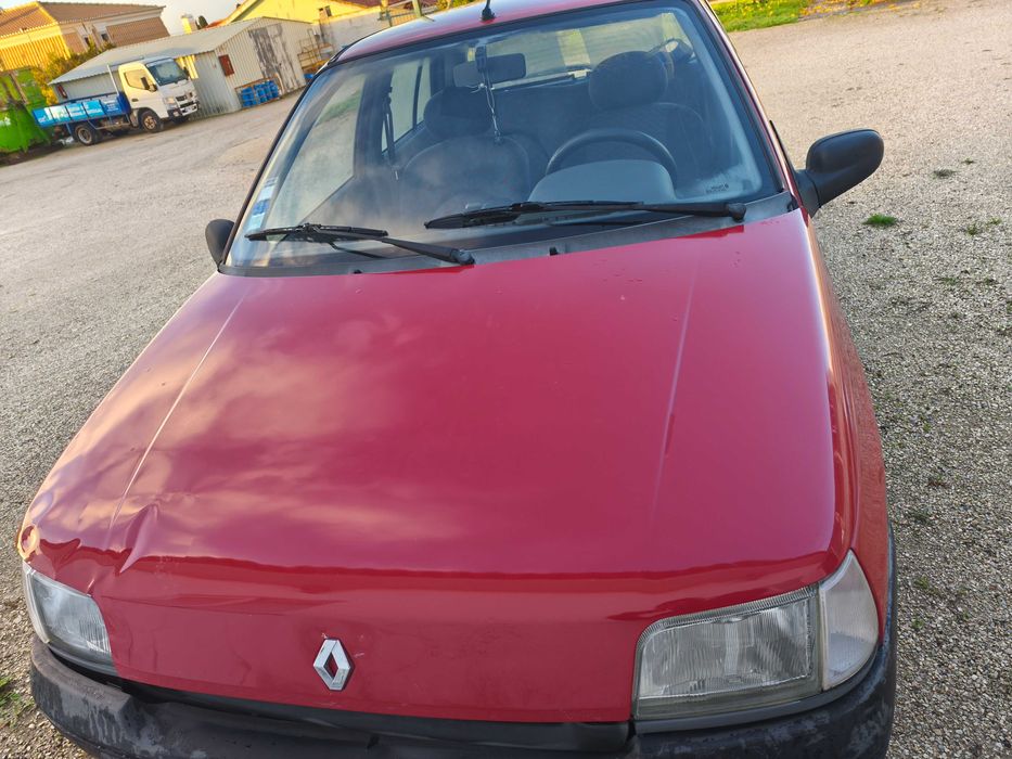 Vendo Clio nacional