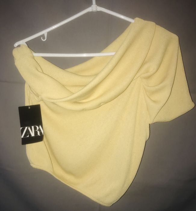 Топи Zara в ідеальному стані