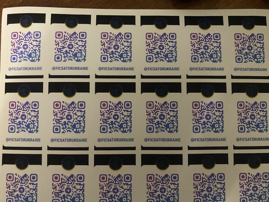 Печать фото, qr код, постеров, стикеров, наклеек, логотипов под заказ ...