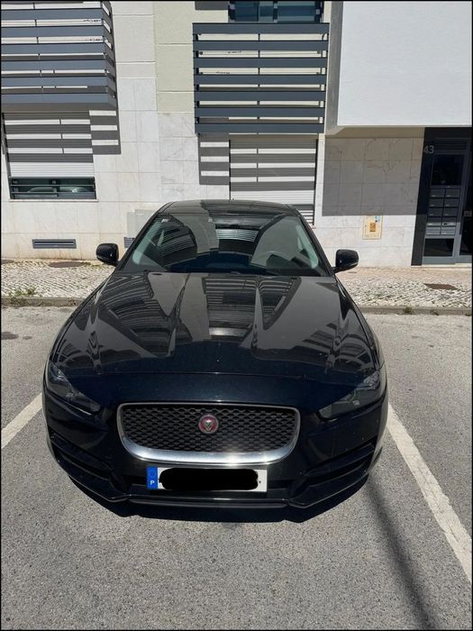 Jaguar XE 2.0 D Prestige Aut.