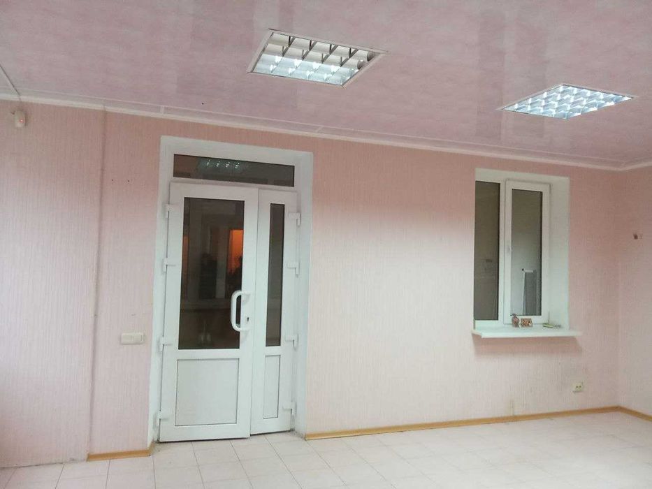 Продам помещение под бизнес на ул. Высоцкого