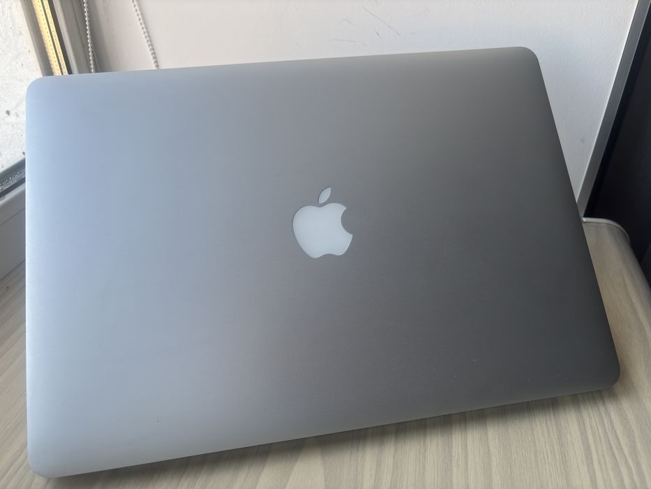 MacBook Pro 15 2015 a1398  під відновлення