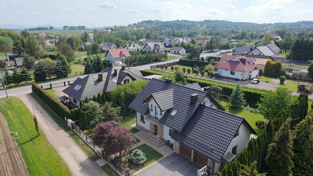 Dom z garażem dwustanowiskowym bez pośredników