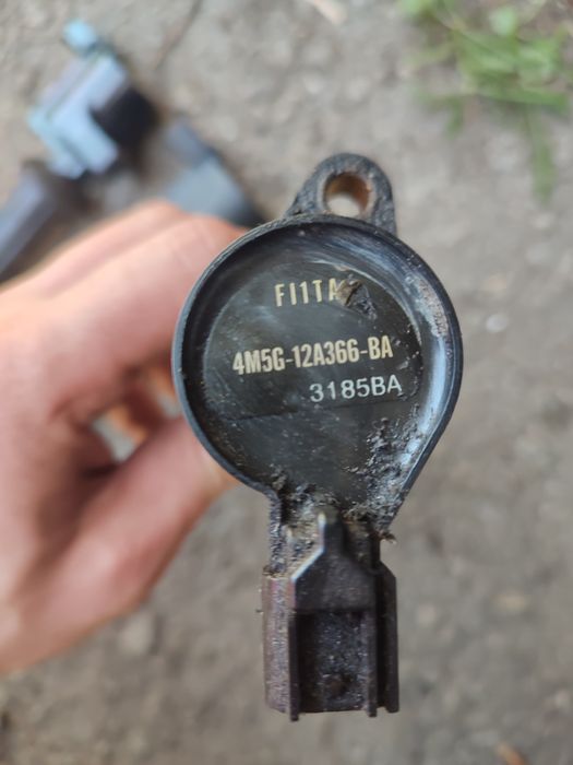 Впускной коллектор Амулет astra h ford, focus c-max 1,8 бензин renault