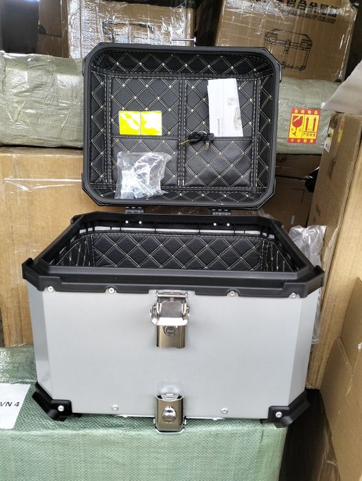 Пластиковые и Алюминевые кофры на два 45л,47L,52л,55л,65л,80л Givi