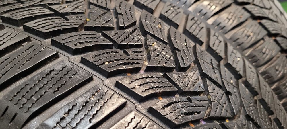 Шини 225/45 R17 DUNLOP Winter Sport резина Зима колеса гума з Німеччини