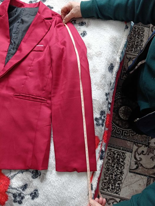 Чоловічий класичний костюм