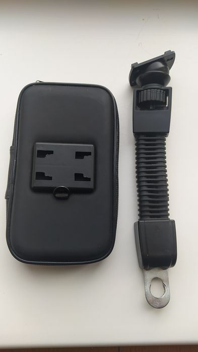 Держатель для телефона на мотоцикл