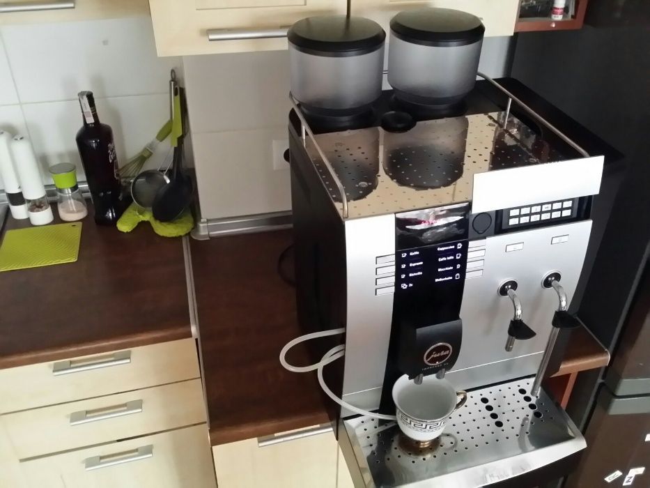 Ekspres Jura X9 17 tyś kaw 6 miesięcy gwarancji