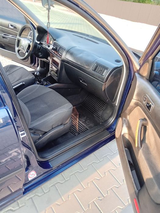 Продам гольф 4 1.6 бензин