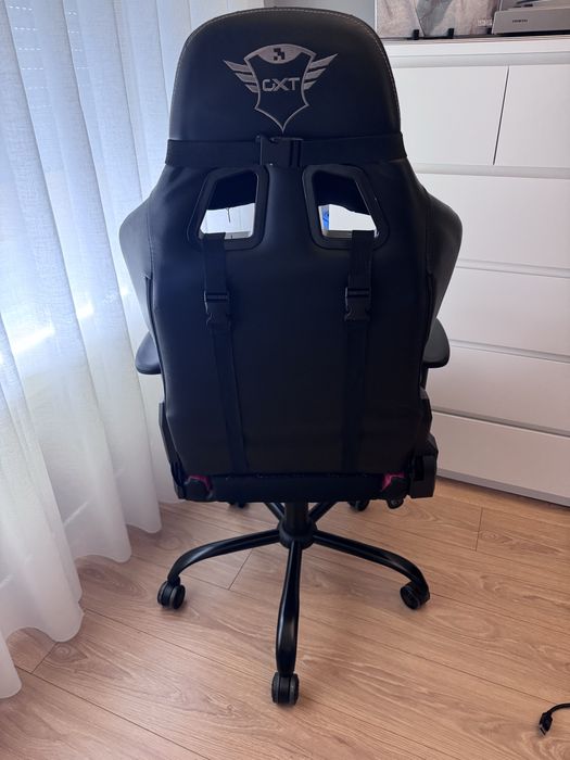Cadeira Gaming Trust GXT 707R