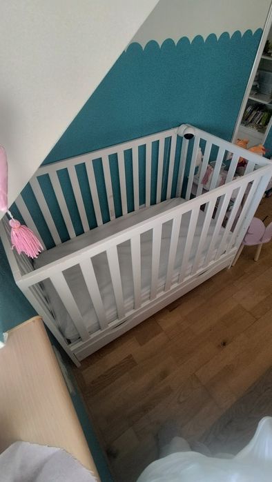 Biale łóżeczko niemowlęce 120x60 MOŻLIWY TRANSPORT