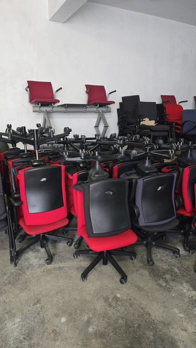 Cadeiras de Escritório com Rodas