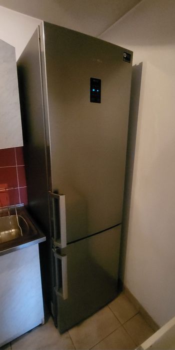 Lodówka Samsung RB37J5325SS