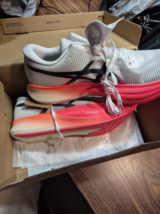 ASICS meta speed sky